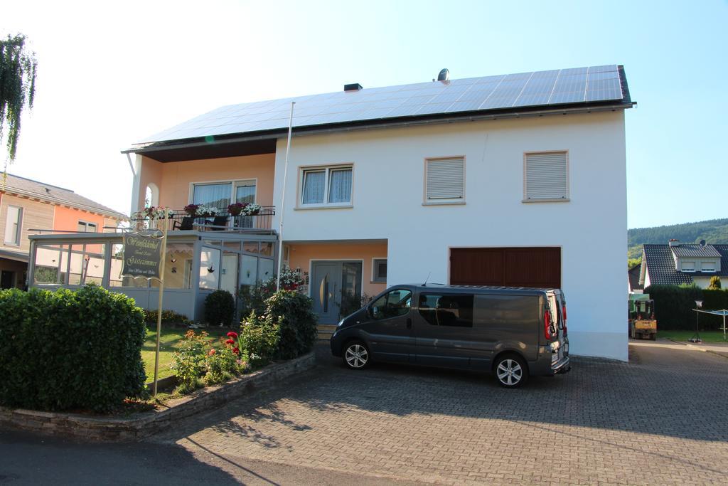 Weinfelderhof Hotel Krov Exterior photo